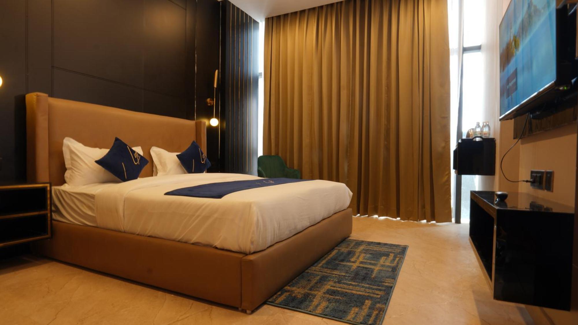 Aquila Grand Suites - Noida Sector 136 Exterior foto